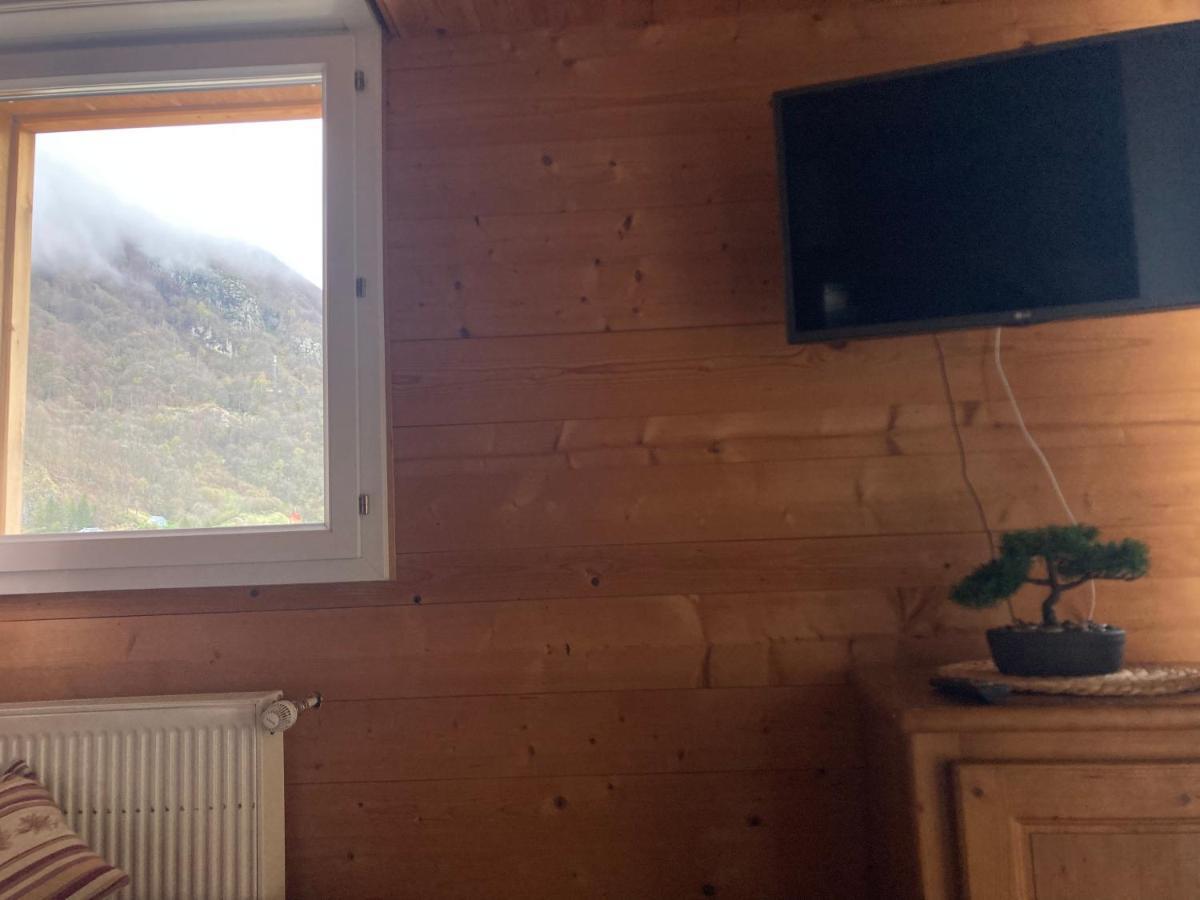 Appartement 4/6 pers 38m2, vue montagne, piscine chauffée, 500m centre ville Cauterets Exterior foto