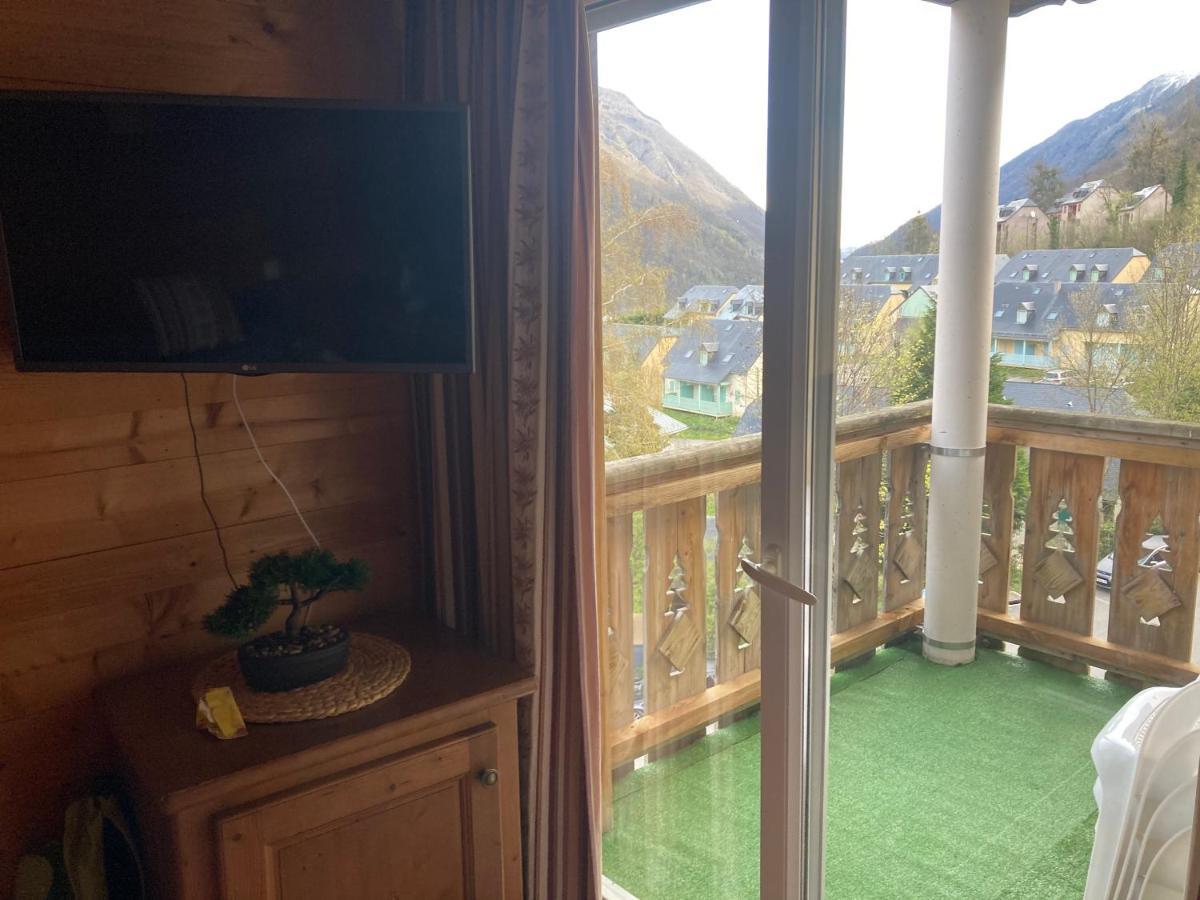 Appartement 4/6 pers 38m2, vue montagne, piscine chauffée, 500m centre ville Cauterets Exterior foto
